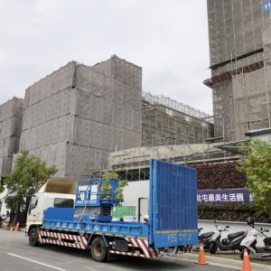 台中 高空作業車.鋐鐿自走車出租